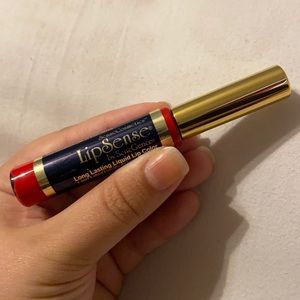 Lipsense by SeneGence. Blu-Red.